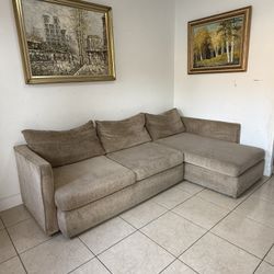 Sectional sofa | Living room | L-shaped sofa