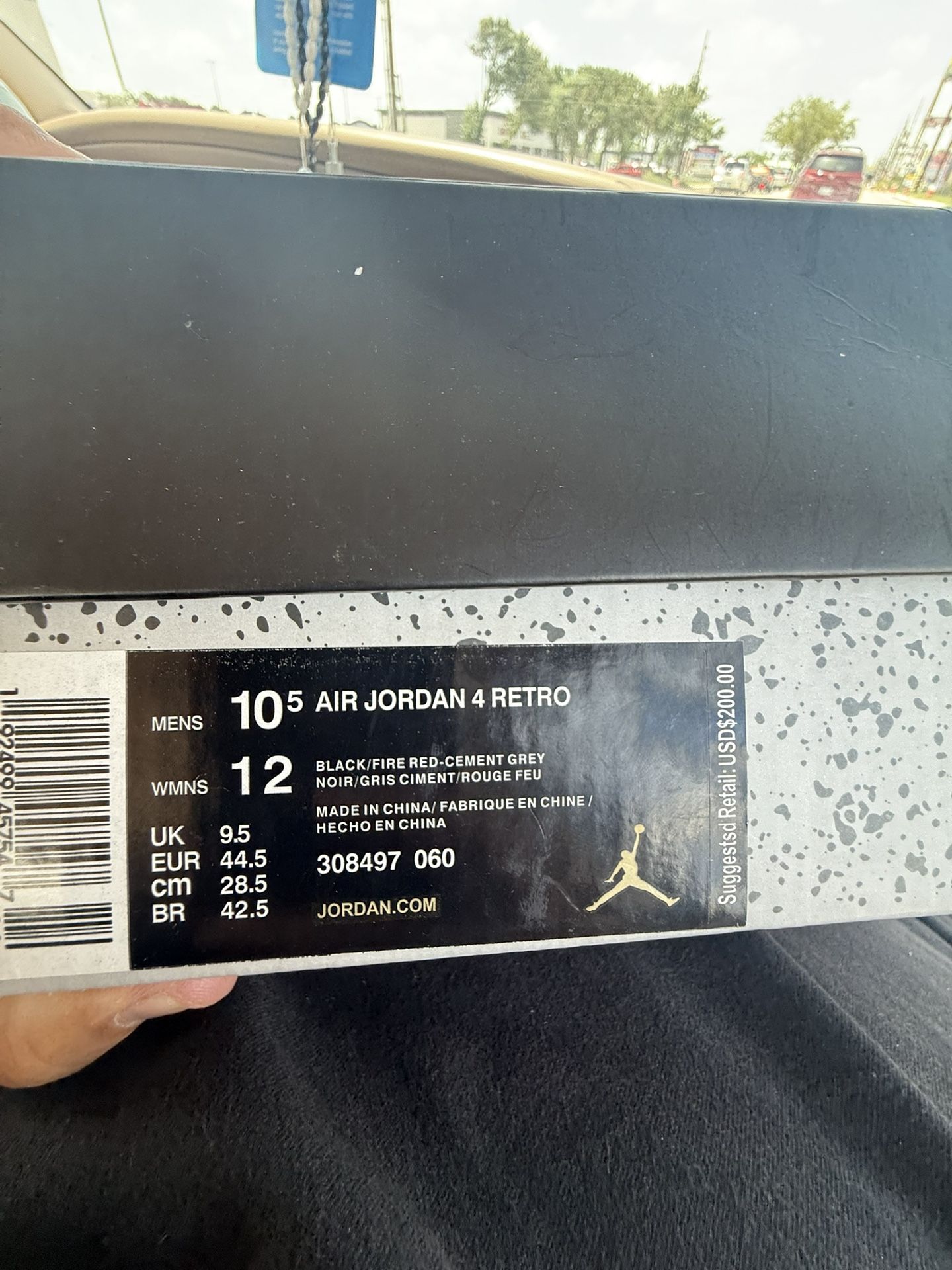Air Jordan 4 Retro
