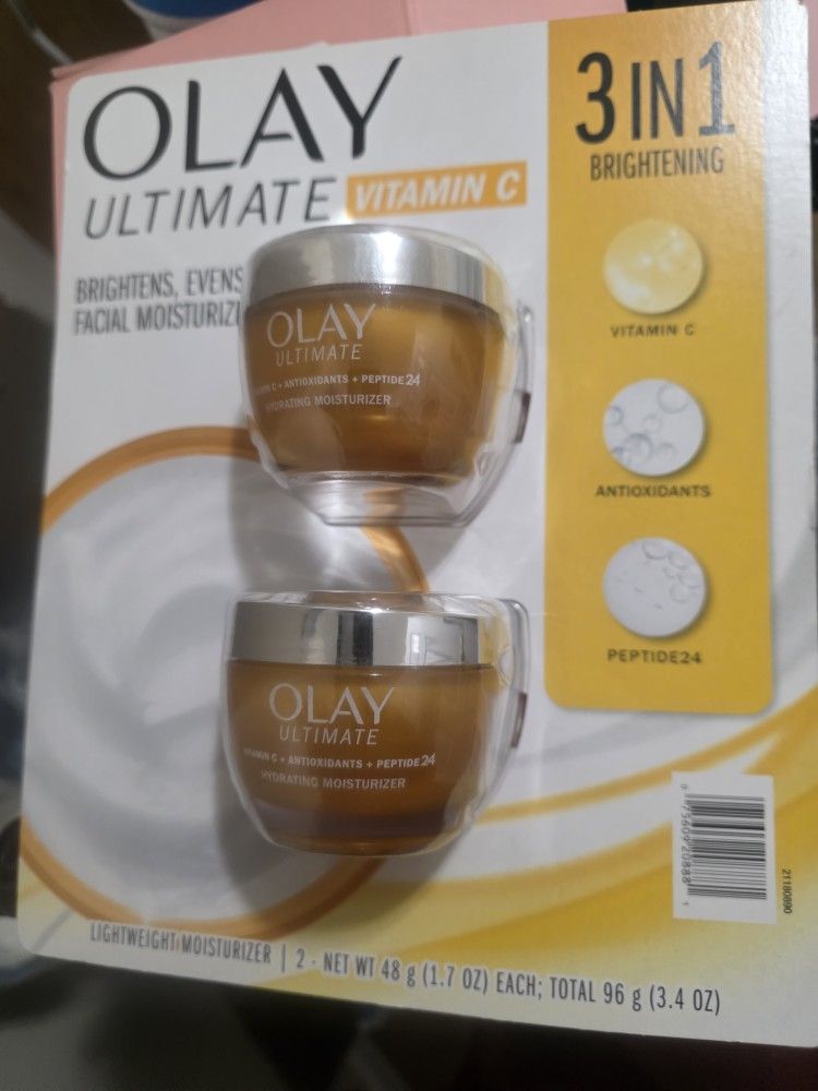 Olay Vitamin C Lightweight Hydrating Moisturizer