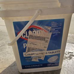 Clorox Pool Chlorinating Tablets 3" 35 Lb( More Than Half A Busket). Plus Lots Of Other Chemicals ,many Almost Full.