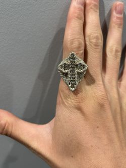 14k Yg Cross Ring 7ct Natural Diamonds