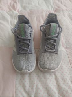 Adidas Cloudfoam (Gray Size 3)