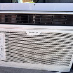Window Air Conditioner