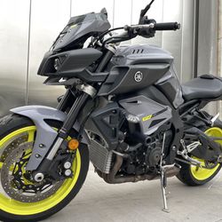 2017 Yamaha FZ-10 ABS