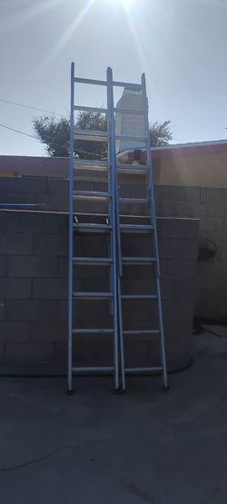 Dos escaleras de 16 pies