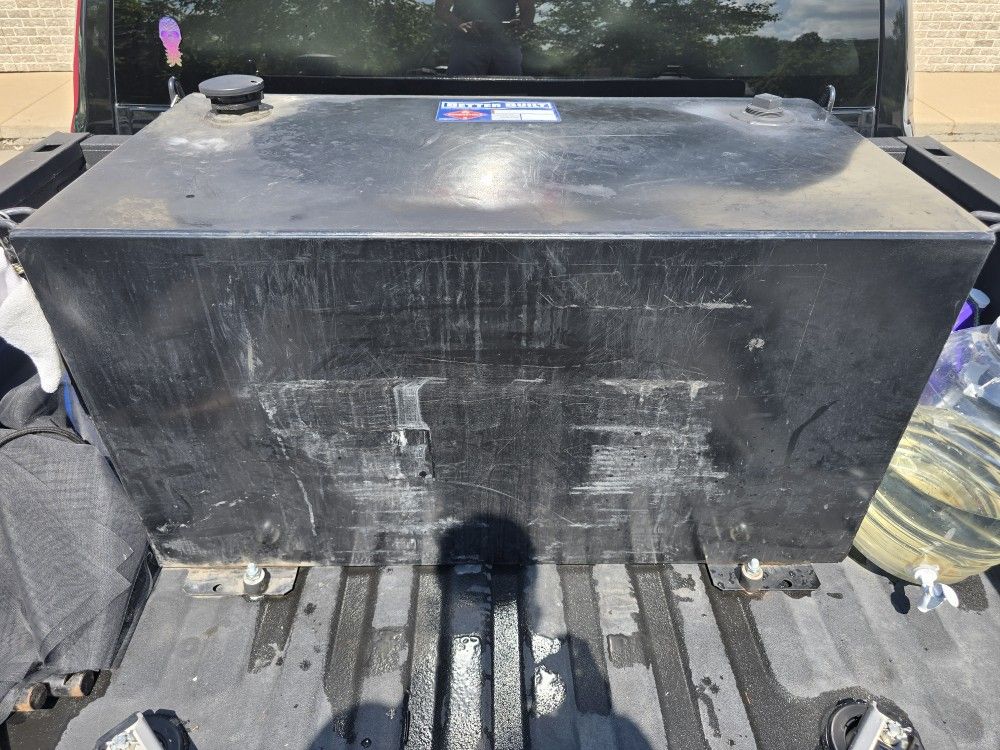 FLUID TRANSFER TANK 100 GALLONS