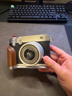 Fujifilm GFX100RF Camera 102MP street camera
