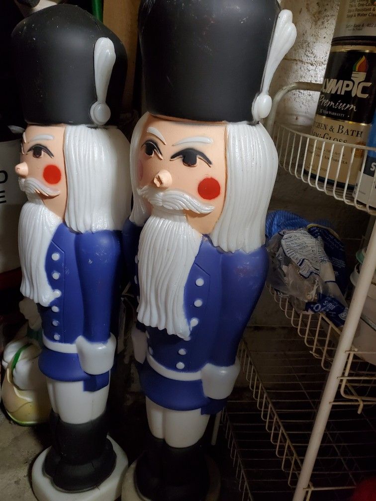 2-Toy Soldiers/ Blowmold/ Vintage