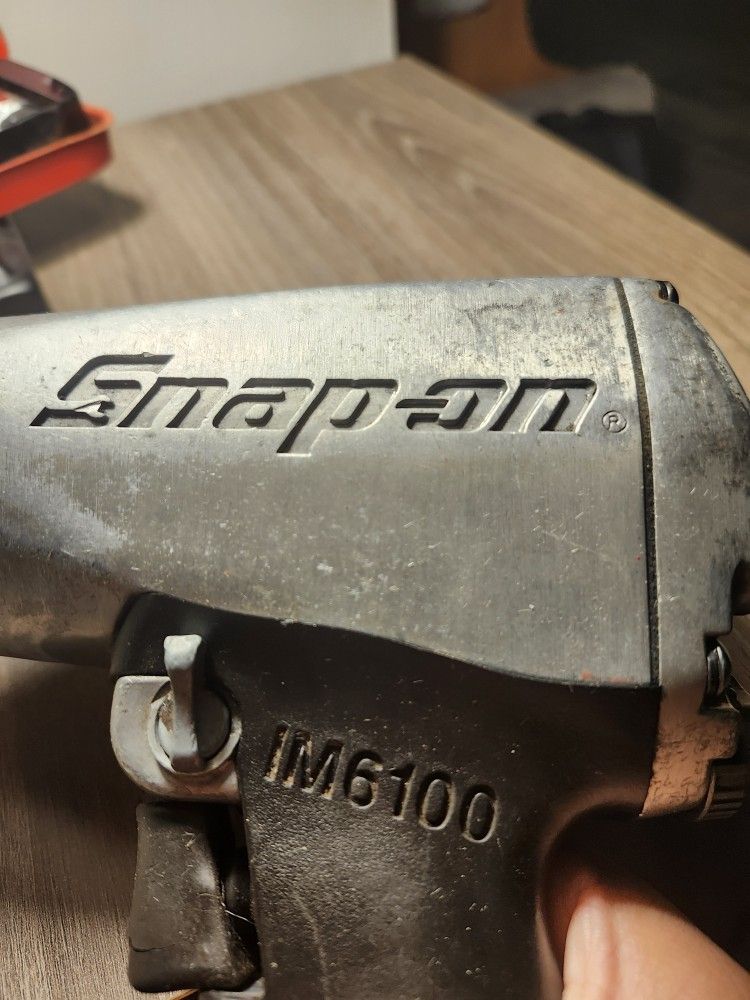 1/2" Snap On Pneumatic Wrench And Ratchet