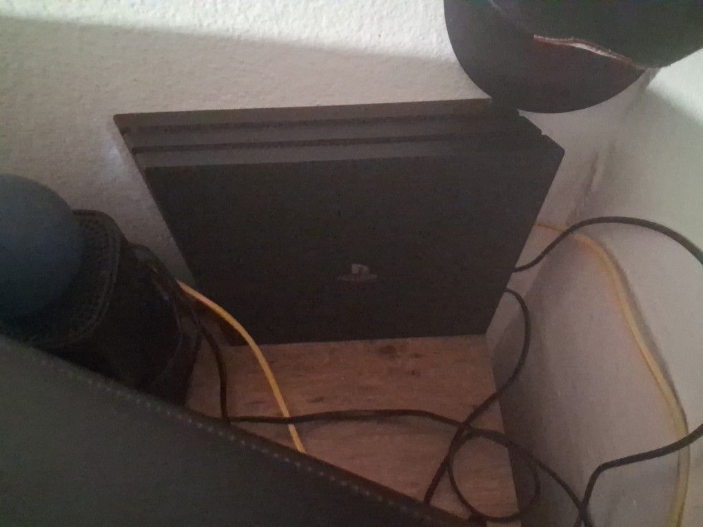 PS4 Pro Max (Games Not Included) 