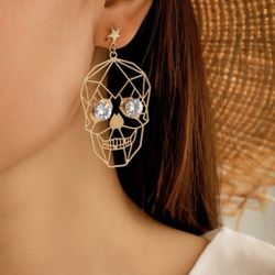 Skull 💀 Charm Drop Earrings 