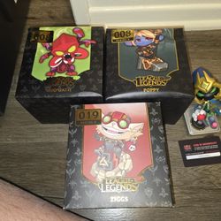 LEAGUE OF LEGENDS FIGURE
