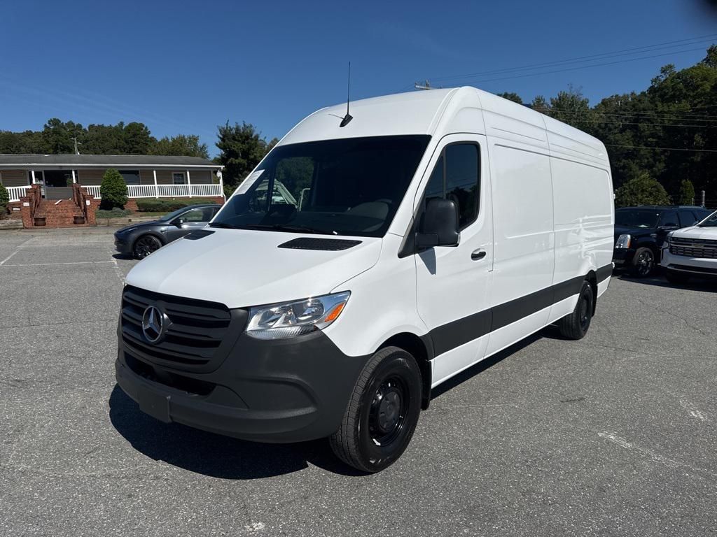 2025 Mercedes-Benz Sprinter 2500