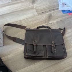 Wilsons Leather Messenger Bag 