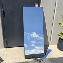 Lululemon Exercise Mirror 