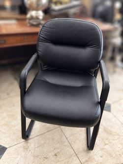 Pillow-Soft Guest Chair