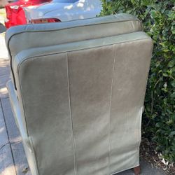 Recliner 