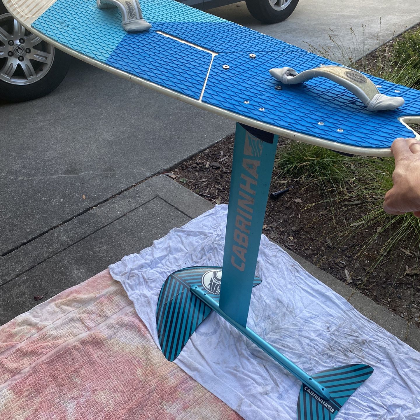 Cabrinha Double Agent 135 Board And Foil for Sale in Walnut Creek