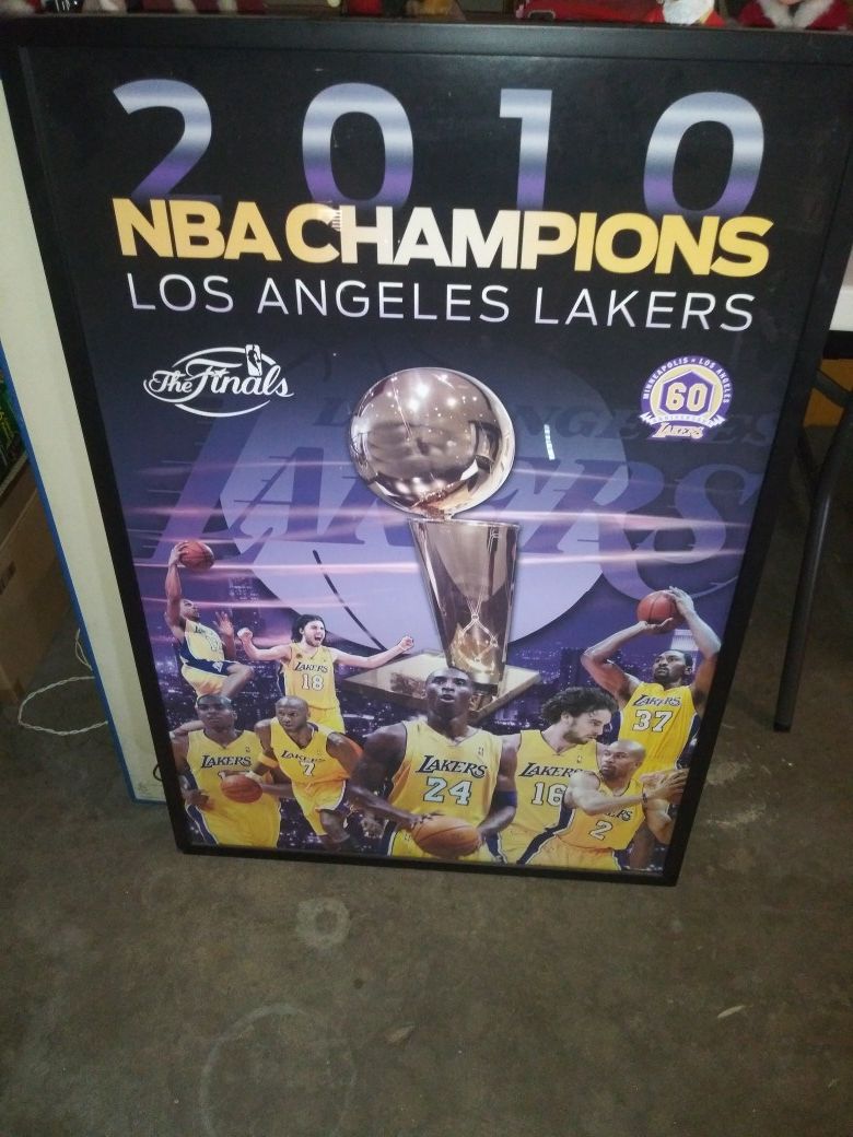Lakers vary nice selling for 100.00