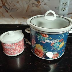 Set Of 2 Slow Cookers