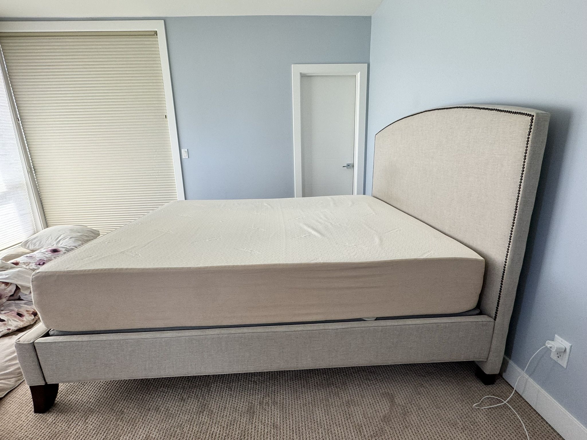 Tempurpedic Cal king Mattress