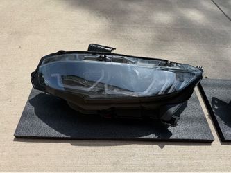 Spyder® - Apex Series Driver and Passenger Side Black Light Tube Projector LED Headlights with Sequential Turn Signal