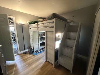 Bunk bed