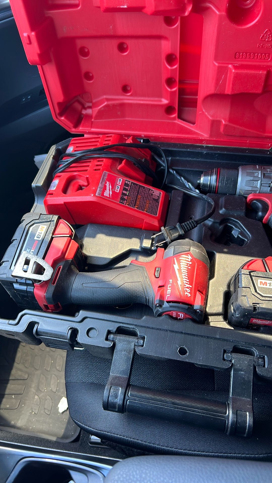 Milwaukee Power Tools