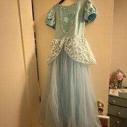 Princess Dress Bundle Size 7-8