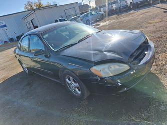 2004 Ford Taurus Parts