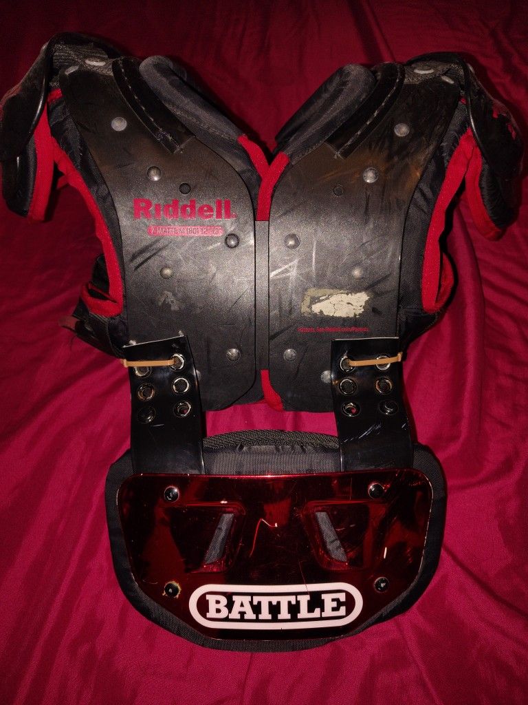 Riddell Football Shoulder Pads