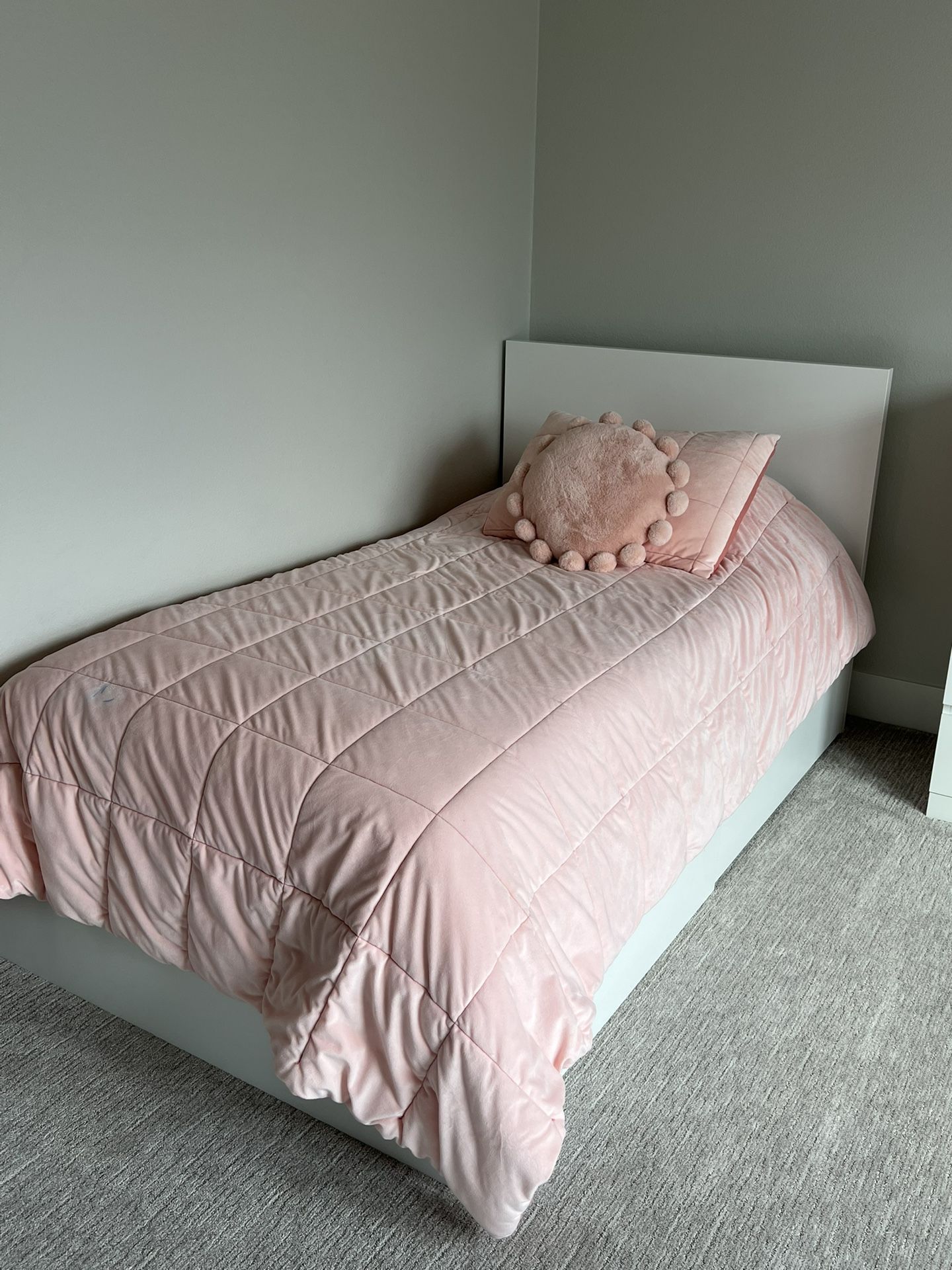 Twin Bed With Mattress