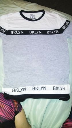 Boy shirt size 10/12