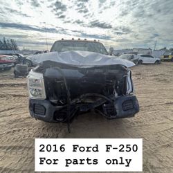 2016 Ford F250 For Parts Only 