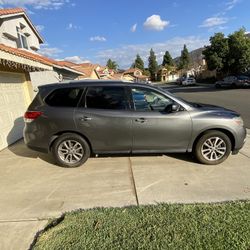 2015 Nissan Pathfinder