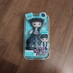 NA!NA!NA! Surprise Doll