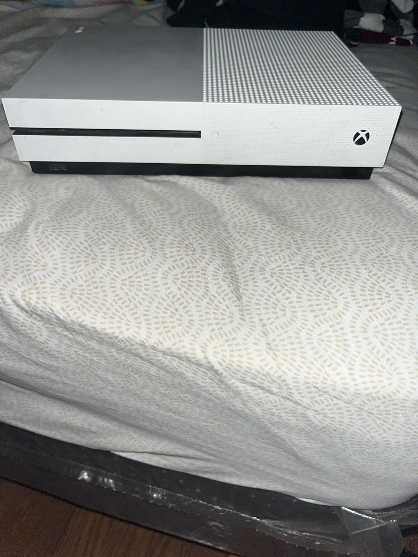 Xbox One S(must go)