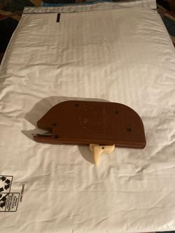 Larado cigarette maker