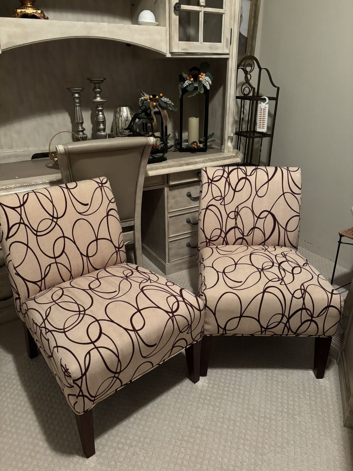 Decorative Design Chairs