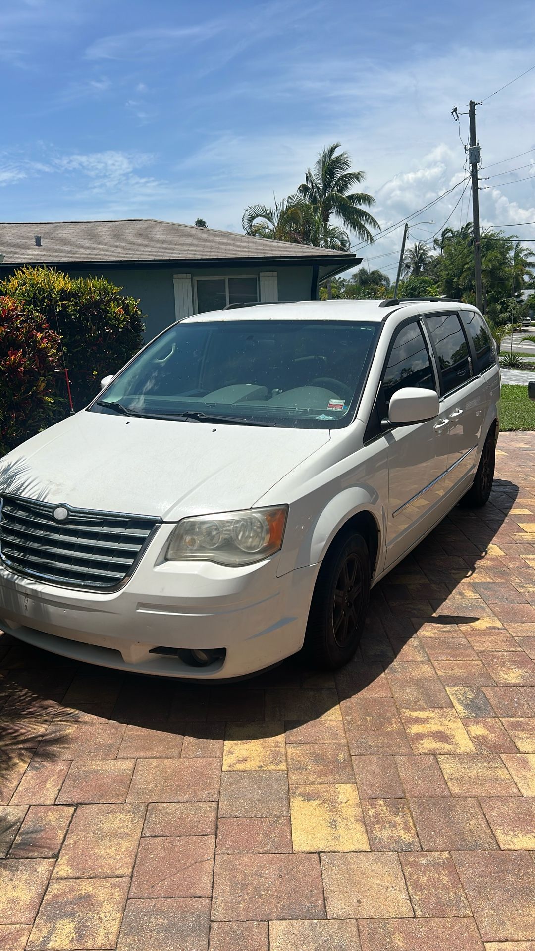 2010 Chrysler Town & Country