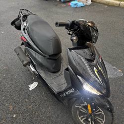 Fw 150 2025 moped