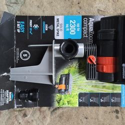 AquaZoom Compact Sprinkler on Spike