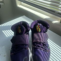 Nike Kyrie 6 'Enlightenment