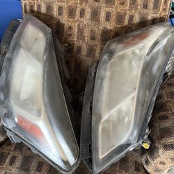 2015 Chevy traverse Headlights