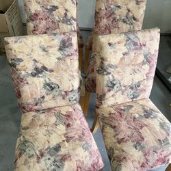 6 Dining Room Chairs