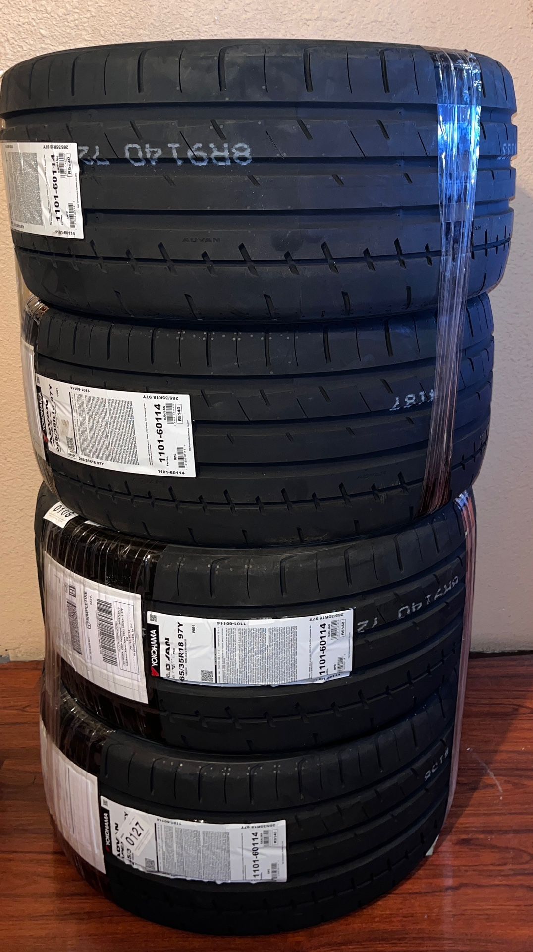 Yokohama Advan Apex V601 Tires