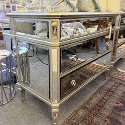 Mirror 3 Drawers Chest - 50% OFF OFFER!!!