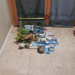 Aquarium 20 Gal. Fish Tank/ Reptile