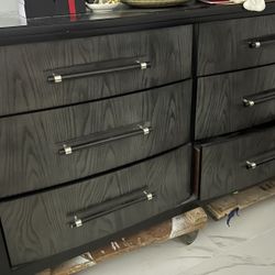 Solid Wood Dresser And Mirror 