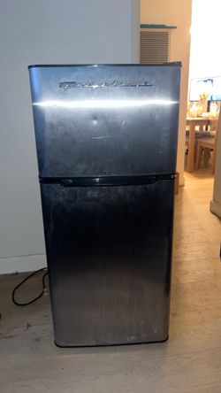 Frigidaire Mini Fridge